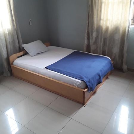 Bizay Hotel Sunyani Luaran gambar
